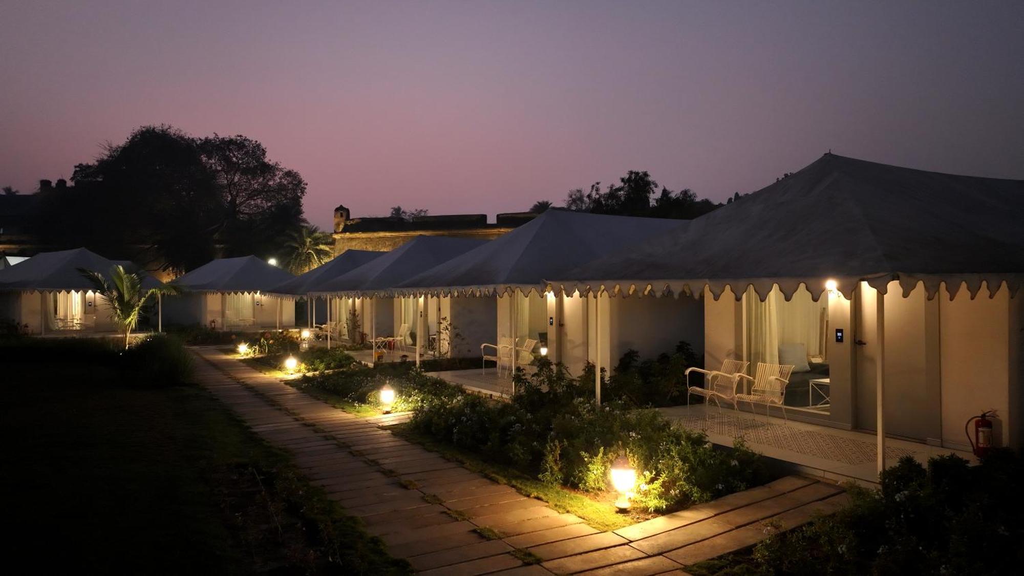 The Fern Seaside Luxurious Tent Resort Daman Eksteriør billede