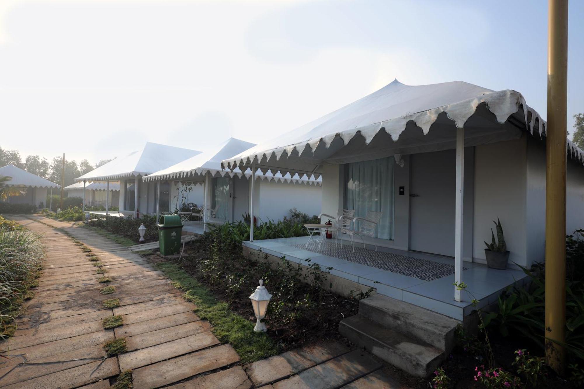 The Fern Seaside Luxurious Tent Resort Daman Eksteriør billede